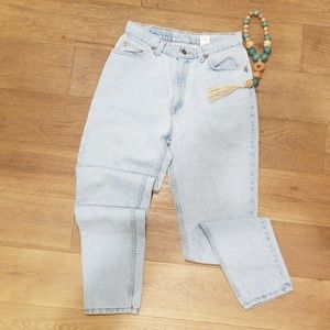 Vintage Levi's 912 jeans